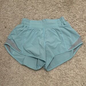 Lululemon Hotty Hot Shorts 2.5”